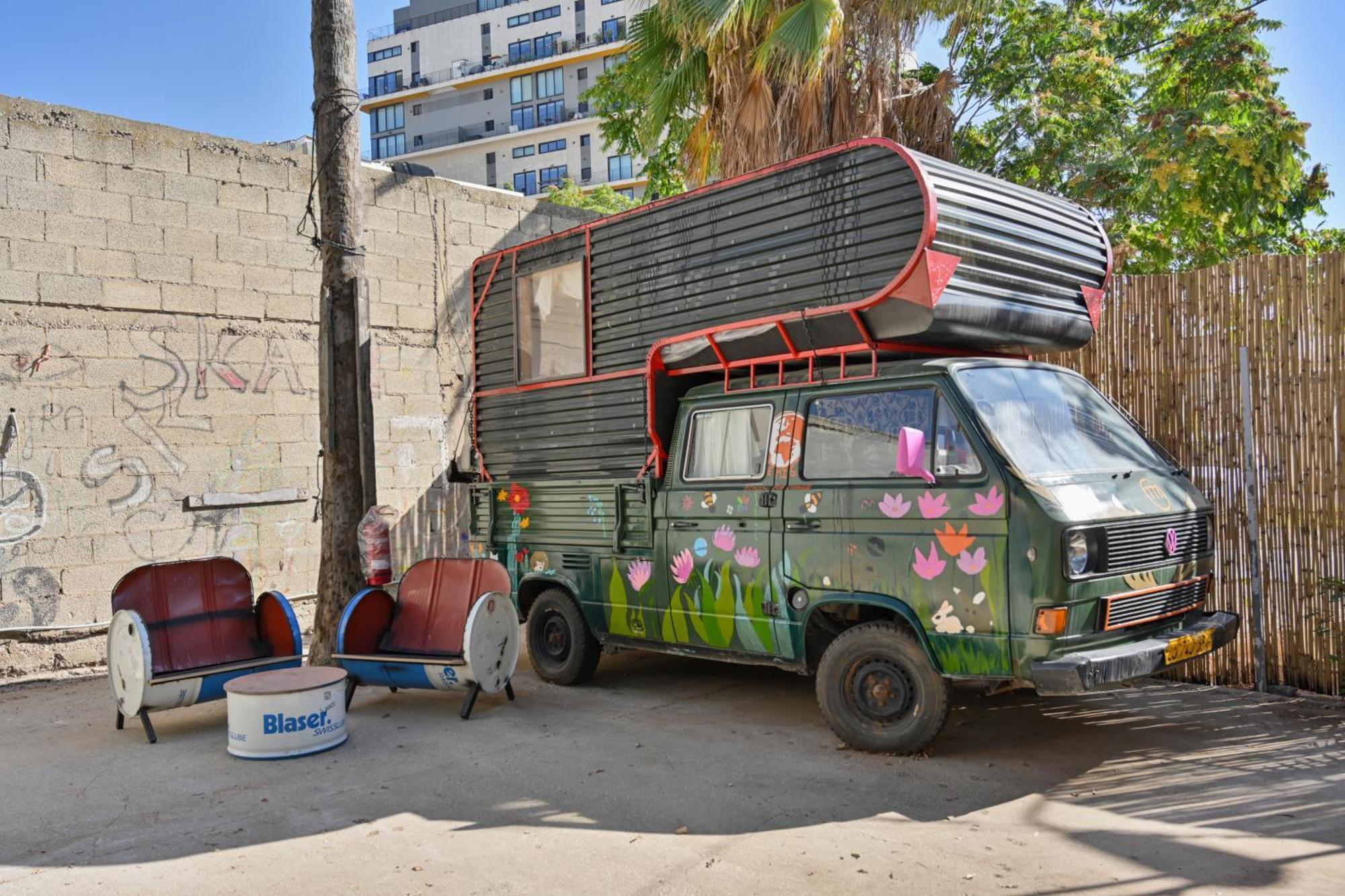Caravan Hostel Tel Aviv By Roger Age 18-45 Екстериор снимка