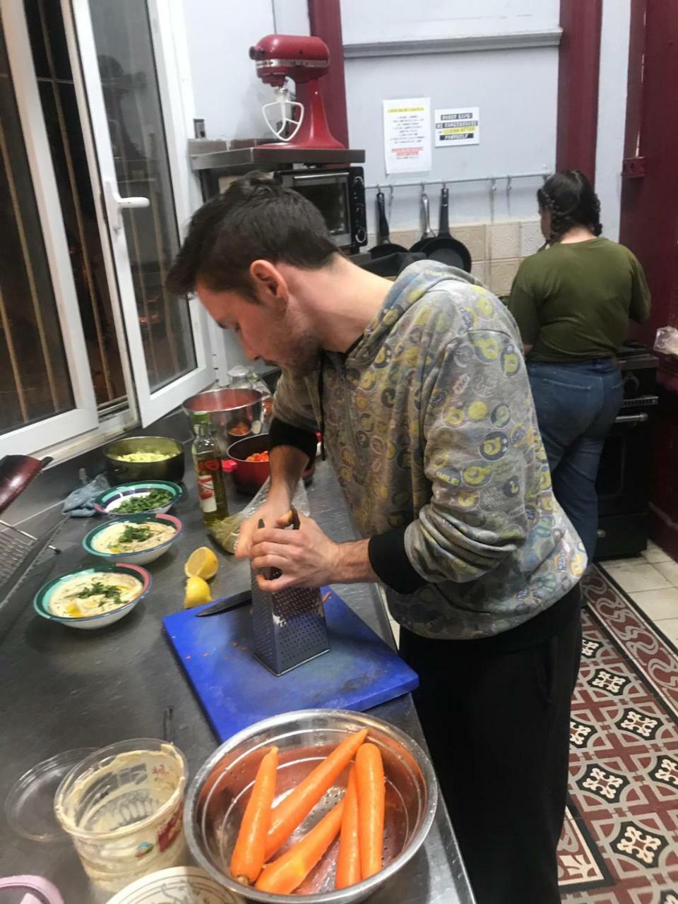 Caravan Hostel Tel Aviv By Roger Age 18-45 Екстериор снимка