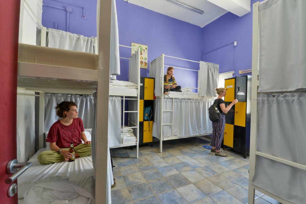 Caravan Hostel Tel Aviv By Roger Age 18-45 Екстериор снимка