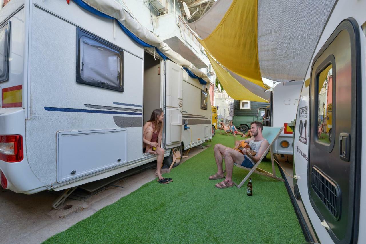 Caravan Hostel Tel Aviv By Roger Age 18-45 Екстериор снимка